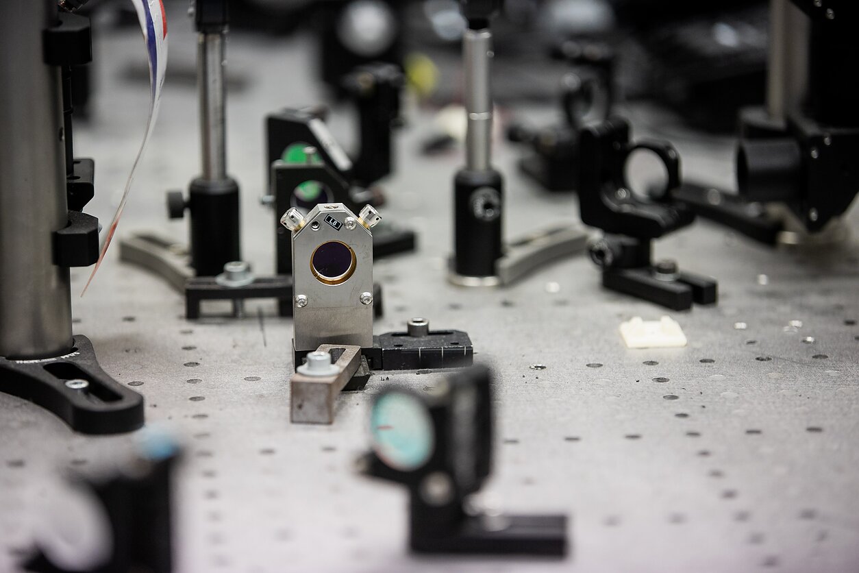 Laser tech Laser tech
