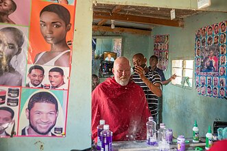 Vytaras Radzevičius keliauja po Afriką