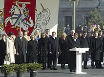 Rolandas Paksas delivering a speech
