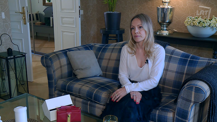 Britų aukštuomenės dama vadinama Laura laikosi tvaraus požiūrio – naujų batų ar suknelių jai nereikia