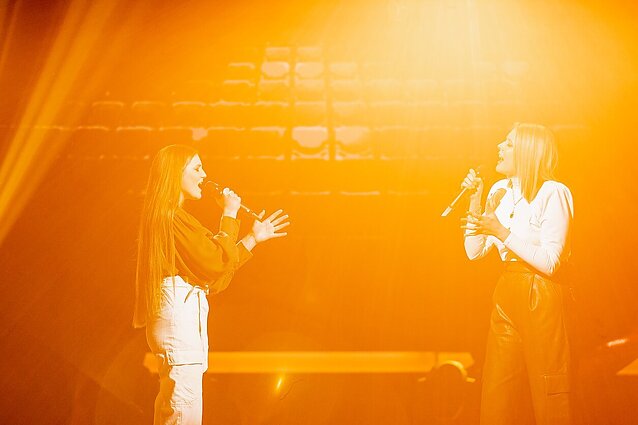 Dainuok su manim VIII laida. Kotryna Ciūnytė ir Monika Marija – „Falling Slowly“