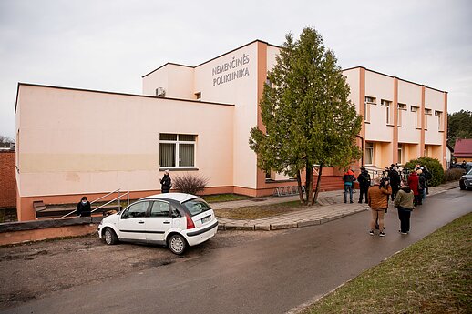 Nemenčinės poliklinika