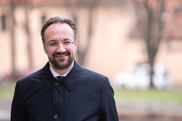 Dienos tema. Apie NT burbulą kalbėti neskubantis Šimkus: aktyvumas būsto rinkoje padidėjęs ir tai reikalauja stebėsenos