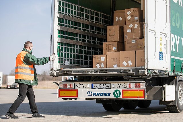 Lietuvoje dingo iš Kinijos pirktų medicininių apsaugos priemonių už beveik milijoną eurų: prekių trūkumas pastebėtas dar pernai