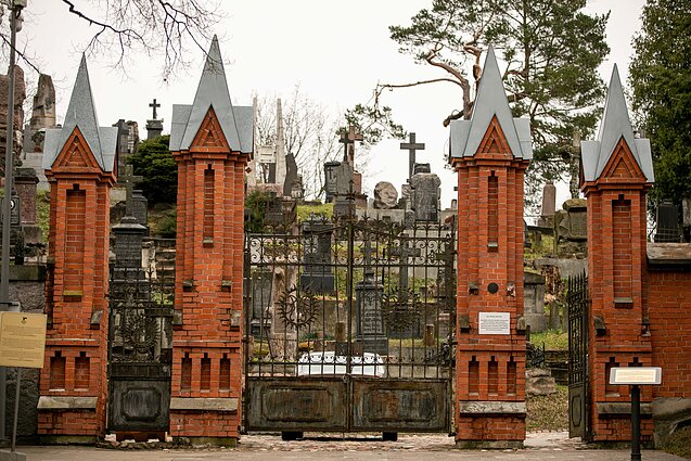 Rasų cemetery