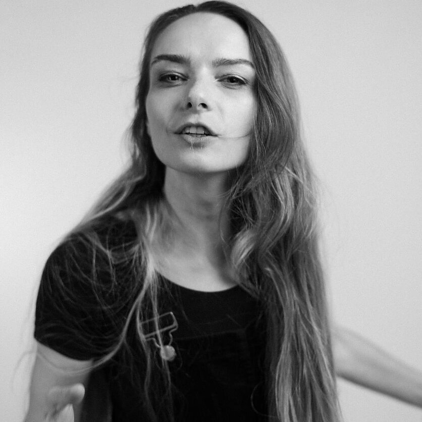 Keturi milijonai. Atlikėja Eglė Pranaitytė: užsimerkusi įsivaizduoju, kad bėgu per Lietuvos pievas ir niūniuoju dainelę