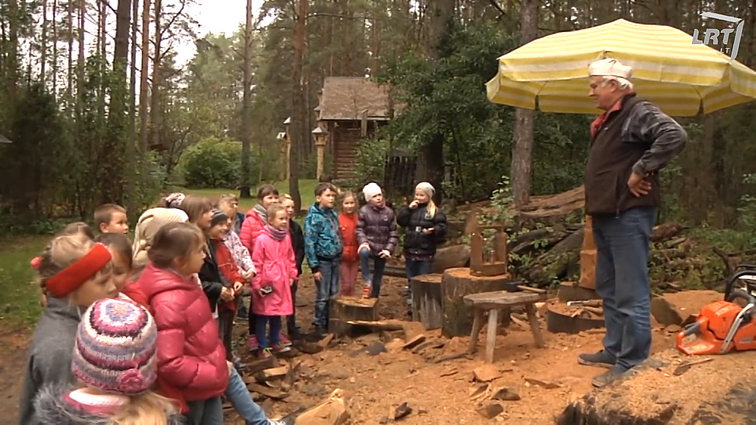 Dokumentinis filmas „Antanas Česnulis. Medžio sakmės Naujasodė“