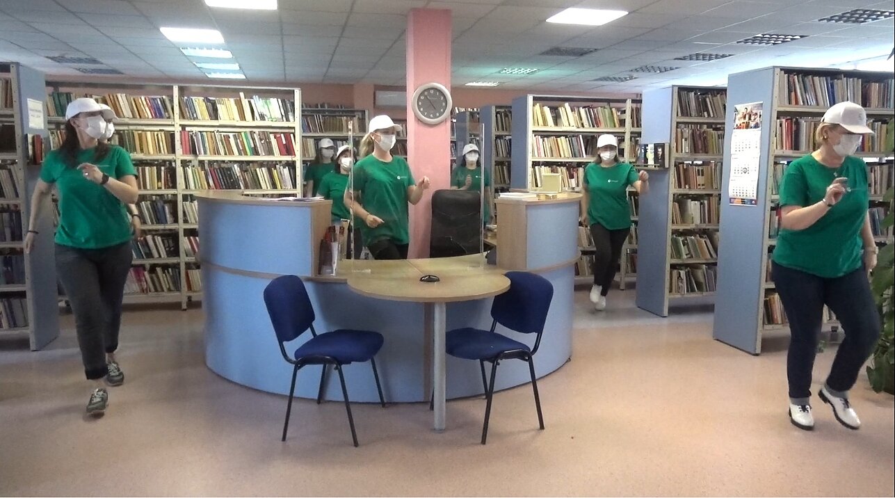 Bibliotekininkai susibūrė vilties šokiui „Jerusalema“ Bibliotekininkai susibūrė vilties šokiui „Jerusalema“