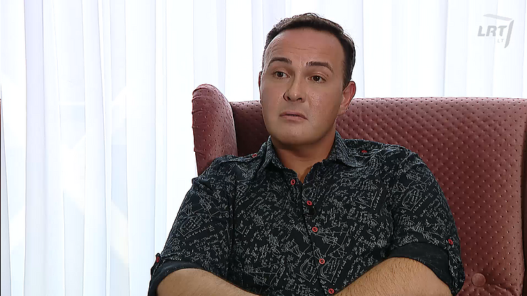 Antanas Zakarauskas sužinojęs apie mamos ligą paaukojo karjerą ir sugrįžo jos slaugyti: liūdesyje radau daug šviesos