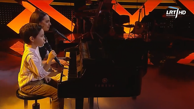 Dainuok su manim. XI laida. Teodoras Lipčius ir KaYra – „Žgž“