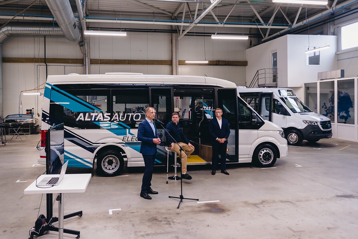 Altas Auto elektrinių autobusų pristatymas Altas Auto elektrinių autobusų pristatymas