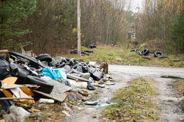 Prasideda atsinaujinusi aplinką apsišvarinti kviečianti akcija „Darom“: tarp naujovių – ir mobilioji programėlė