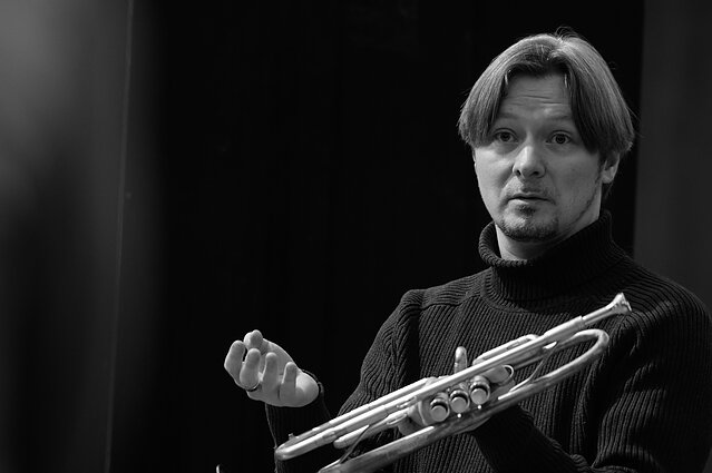 Sergejus Nakariakovas. LNOBT