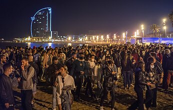 Vakarėlis Barselonos paplūdimyje
