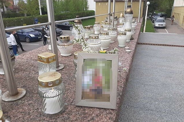 Žinios. Iš gyvenimo pasitraukusią Šiaulių gydytoją pagerbę medikai: patiriame patyčias ir niekas dėl to nesikeičia