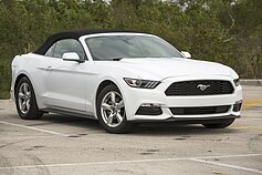 Ford Mustang Premium