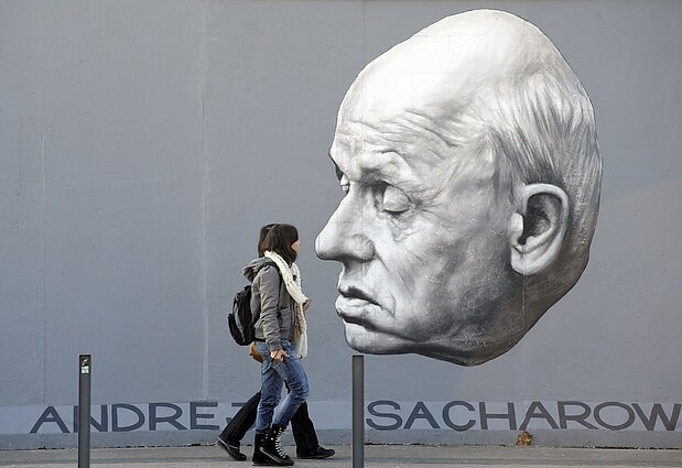 10-oji tarptautinė Sacharovo konferencija iš Vilniaus rotušės