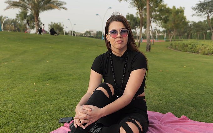 Paula įsivaizdavo, kad atvykusi į Dubajų gyvens turtingai, o baigėsi viskas tuo, kad nakvoti reikėjo tiesiog paplūdimyje.