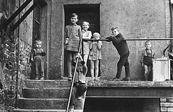 Senamiesčio vaikai. Klaipėda, 1964