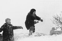 Vaikai ir sniegas. Vilnius, 1960