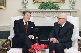 Andrei Sakharov with US President Ronald Reagan in 1988