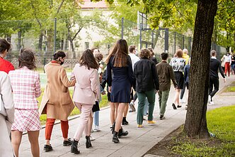 Mokykla. Simono Daukanto gimnazija. Paskutinis skambutis. 