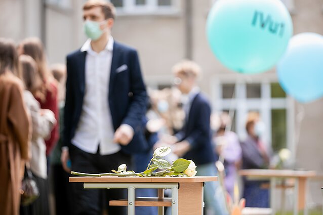 Mokykla. Paskutinis skambutis. 