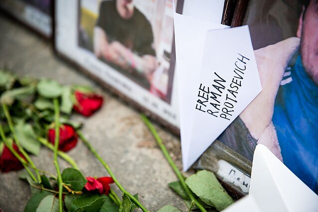Dienos tema. „Reporteriai be sienų“ apie Lukašenkos veiksmus: jo tikslas buvo gąsdinti ir sukelti pavojų (su vertimu į gestų k.)