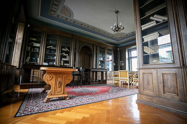 Lietuvos banko Kauno skyrius: Augustino Voldemaro bibliotekos kambarys Lietuvos banko Kauno skyrius: Augustino Voldemaro bibliotekos kambarys