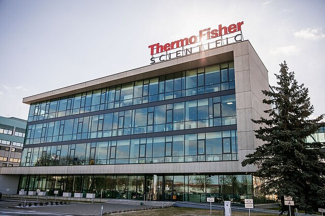 Lietuvoje viešėjęs eurokomisaras Bretonas sako, kad Lietuvoje gali būti gaminama COVID-19 vakcina