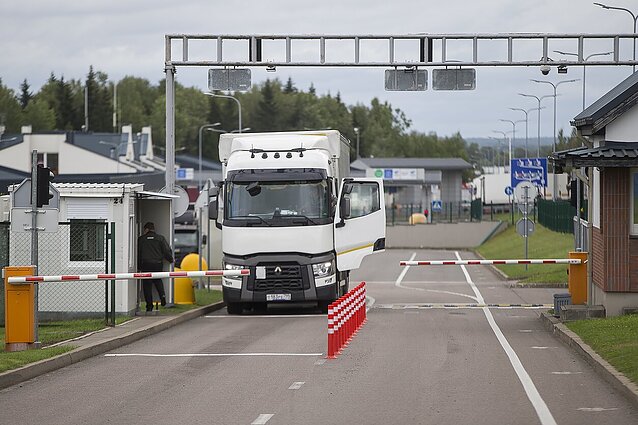 Žinios. URM reiškia griežtą protestą Baltarusijai dėl diplomatinį paštą vežusio Lietuvos automobilio sulaikymo pasienyje