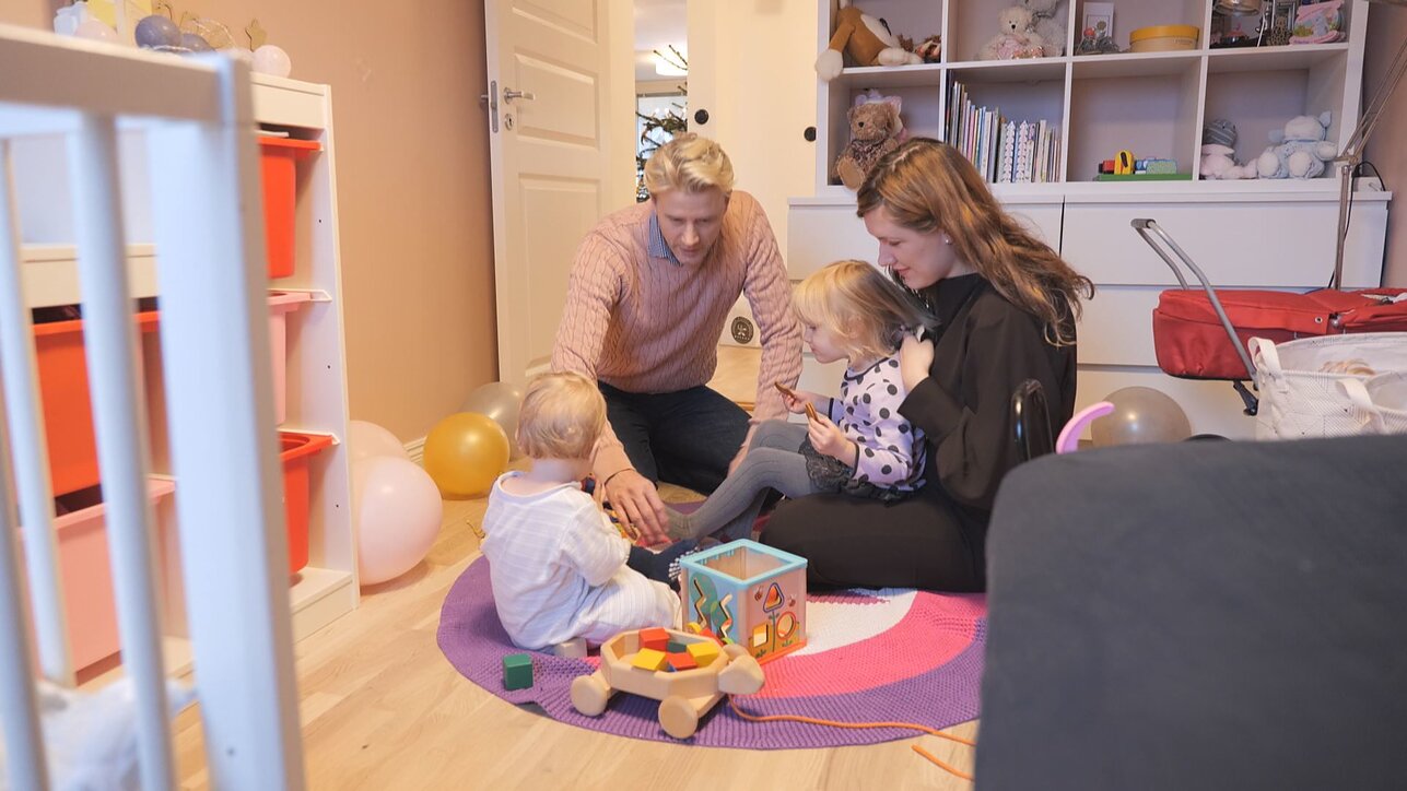 Švedijoje gyvenanti Gabija su vyru Simonu ir vaikais Švedijoje gyvenanti Gabija su vyru Simonu ir vaikais