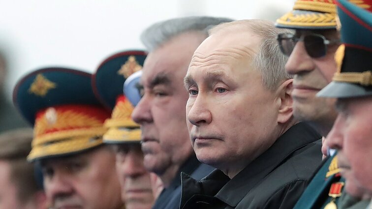 Žinios. Putinas pasirašė įstatymą, kuriuo šalis oficialiai pasitraukia iš Atviros oro erdvės susitarimo