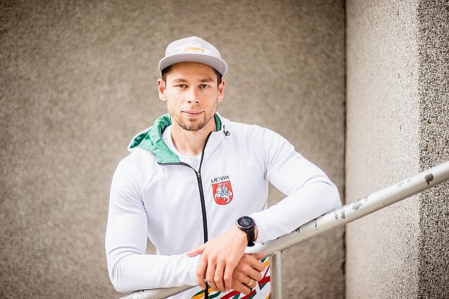 Sportas. Orai. Baidarininkas Mindaugas Maldonis džiaugiasi tapęs pavyzdžiu, kad sunkus darbas atsiperka (su vertimu į gestų k.)