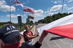 Белорусы протестуют в в Литве (ассоциативное)