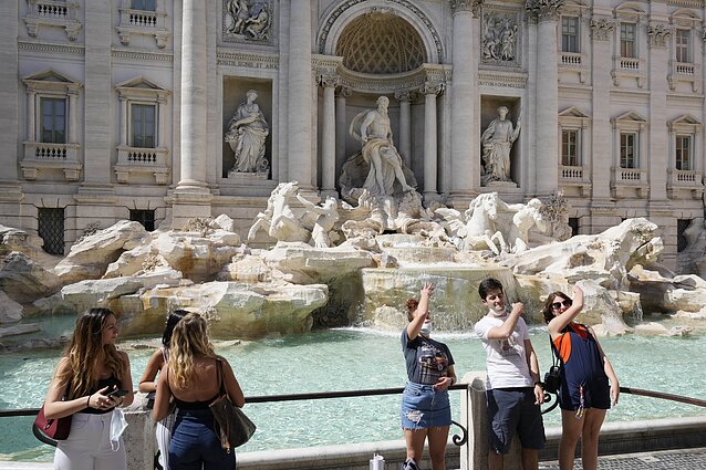 Tourists in Rome