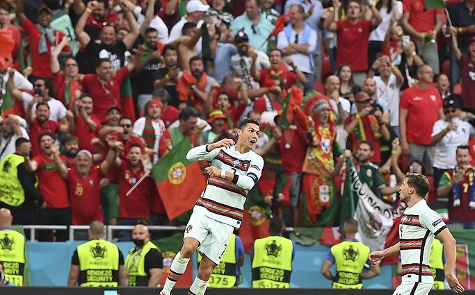 Sportas. Orai. Europos futbolo čempionate šiandien į kovą stojo F grupės komandos