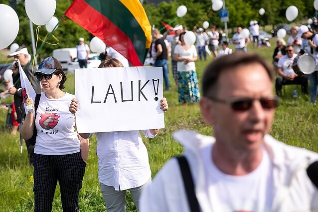 Tris dienas trukusį „Šeimos gynimo maršą“ vainikavo prezidento sveikinimas: jūs parodėte, jog lietuviai yra aktyvi tauta