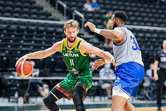Domantas Sabonis Domantas Sabonis