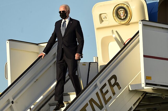 Bideno ir ES lyderių susitikimas: už vienybės deklaracijų – nesutarimai dėl Kinijos