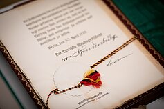 Perduota tarpukario Lietuvos užsienio reikalų ministerijos archyvo dalis, kurią nuo 1939 metų pavyko išsaugoti Lietuvos diplomatui, Lietuvos generaliniam konsului Kanadoje Vytautui Jonui Gyliui
