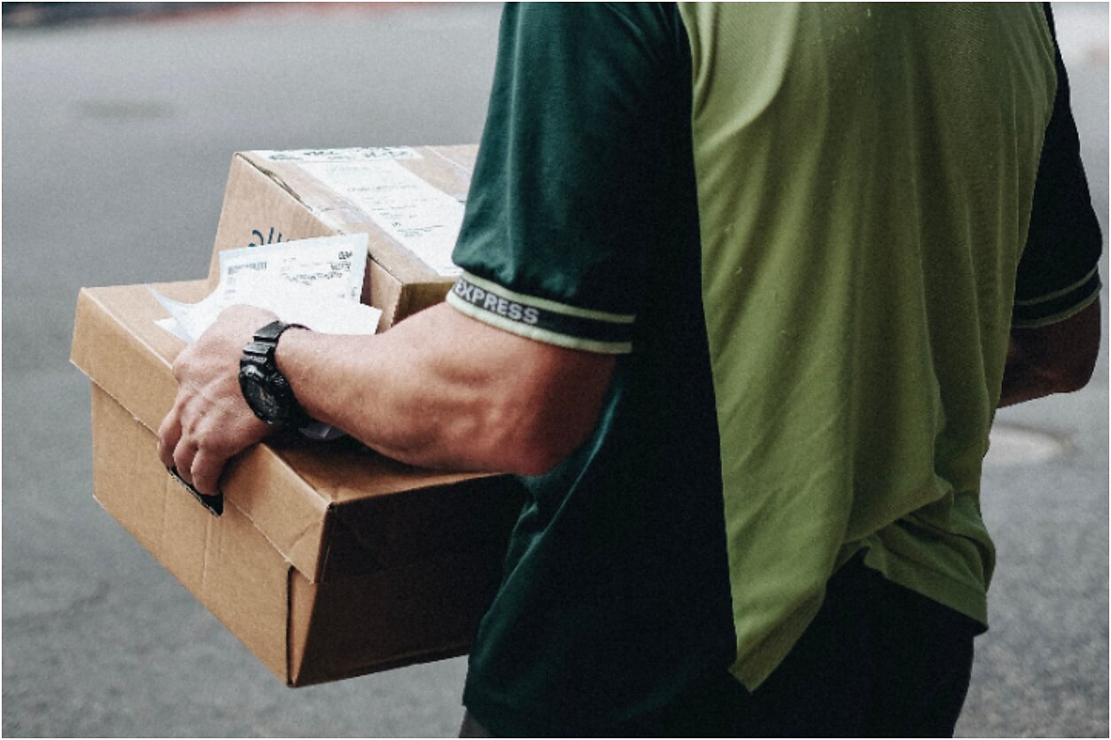 Low-value parcel volumes from China plunge in Lithuania after EU duty takes effect