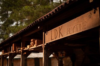 Varėnos rajone, Krūminių kaime, veikiančios „Lietuvos Didžiosios Kunigaikštytės plytinės“ gamintų plytų galima pamatyti daugelyje Lietuvos pilių, dvarų ir bažnyčių. Varėnos rajone, Krūminių kaime, veikiančios „Lietuvos Didžiosios Kunigaikštytės plytinės“ gamintų plytų galima pamatyti daugelyje Lietuvos pilių, dvarų ir bažnyčių.