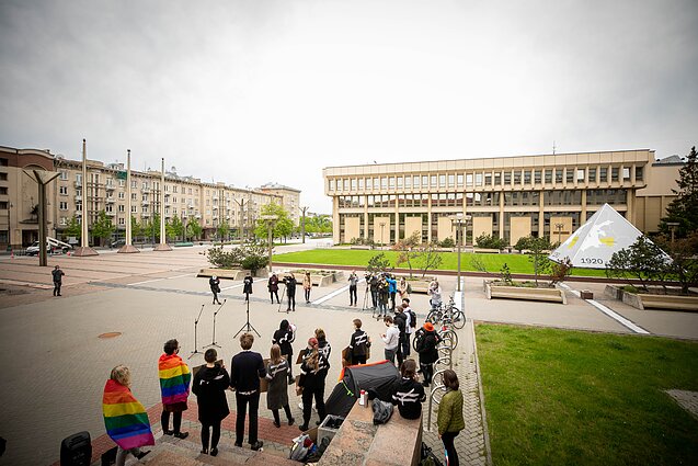 LGBT bendruomenės nariai prie Seimo.