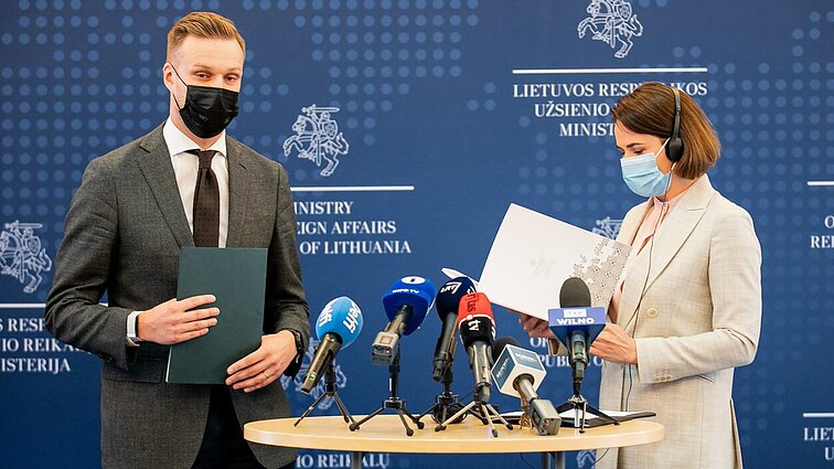 Panorama. URM pripažino Baltarusijos demokratinę atstovybę Lietuvoje (su vertimu į gestų k.)