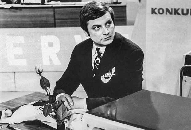 Menininkų kalnelyje palaidotas pirmasis televizijos diktorius Juozas Baranauskas