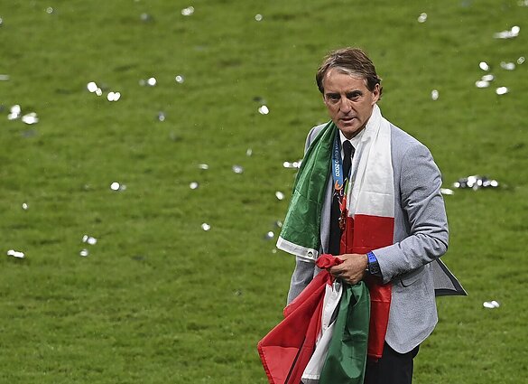 Italų triumfas: iš pastaraisiais metais lydėjusios krizės išvedė už rinktinės vairo stojęs Mancini