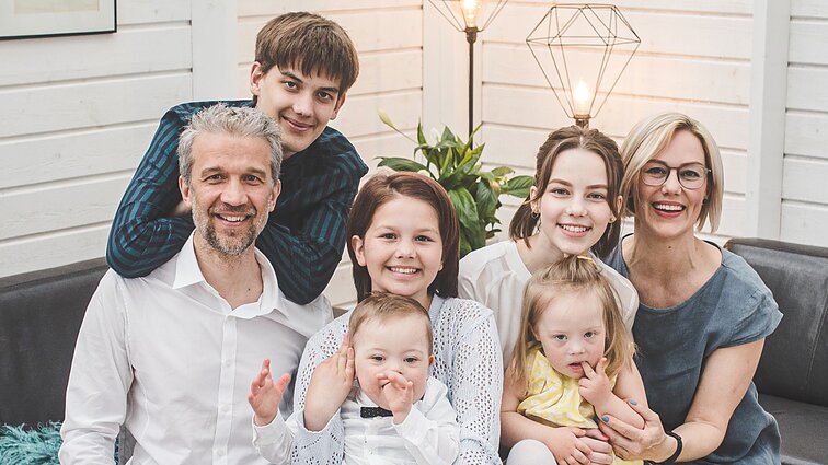 Gyvenimo citrinos. Du vaikus su Dauno sindromu auginanti Karosų šeima: meilė chromosomų neskaičiuoja