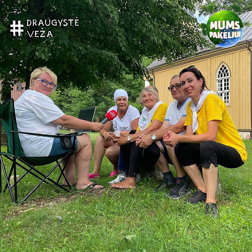 Draugystė veža. Jaudinantis pokalbis ypatingoje vietoje: tu gali dalintis tik tuo, ką turi!
