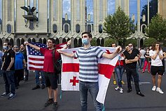 Protestai Sakartvele dėl mįslingai žuvusio žurnalisto Protestai Sakartvele dėl mįslingai žuvusio žurnalisto